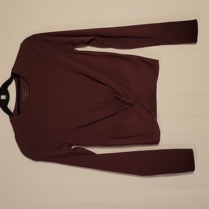 Athleta Essence Twist Knot Front Top